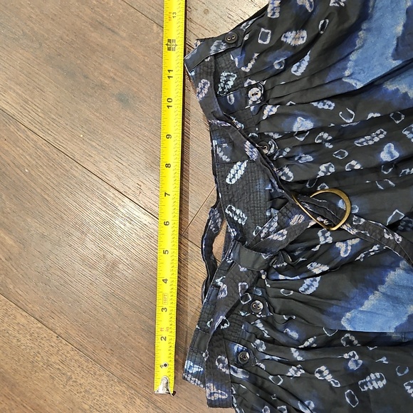 Ulla Johnson Black and Blue Patterned Shorts - Picture 7 of 10